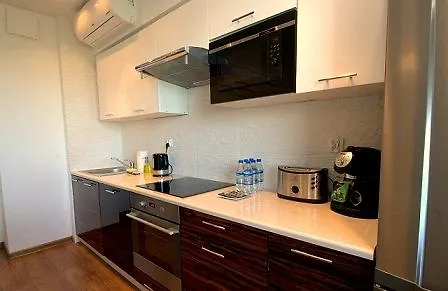 Irs Royal Apartments - Aviator Gdansk 0*,  Poland
